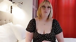 Casting Curvy: brand new PAWG porn audition ends with facial