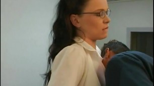 Geeky schoolgirl in glasses is not shy about fucking young guy in the hall